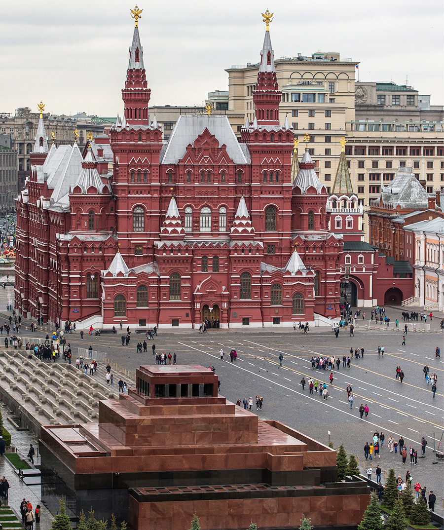 赤の広場、ロシア国立歴史博物館とレーニン廟