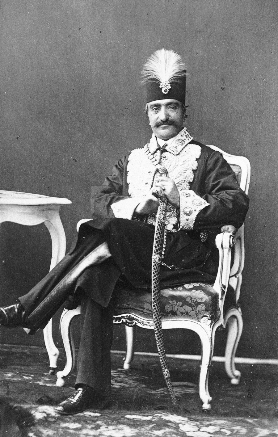 Иран, око 1873. године: Насер ал-Дин Шах, владар Персије, за време светске изложбе у Бечу.