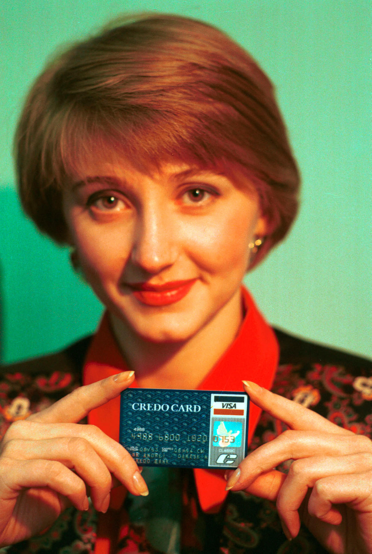 クレドバンクに発行されたVISAのクレジットカード