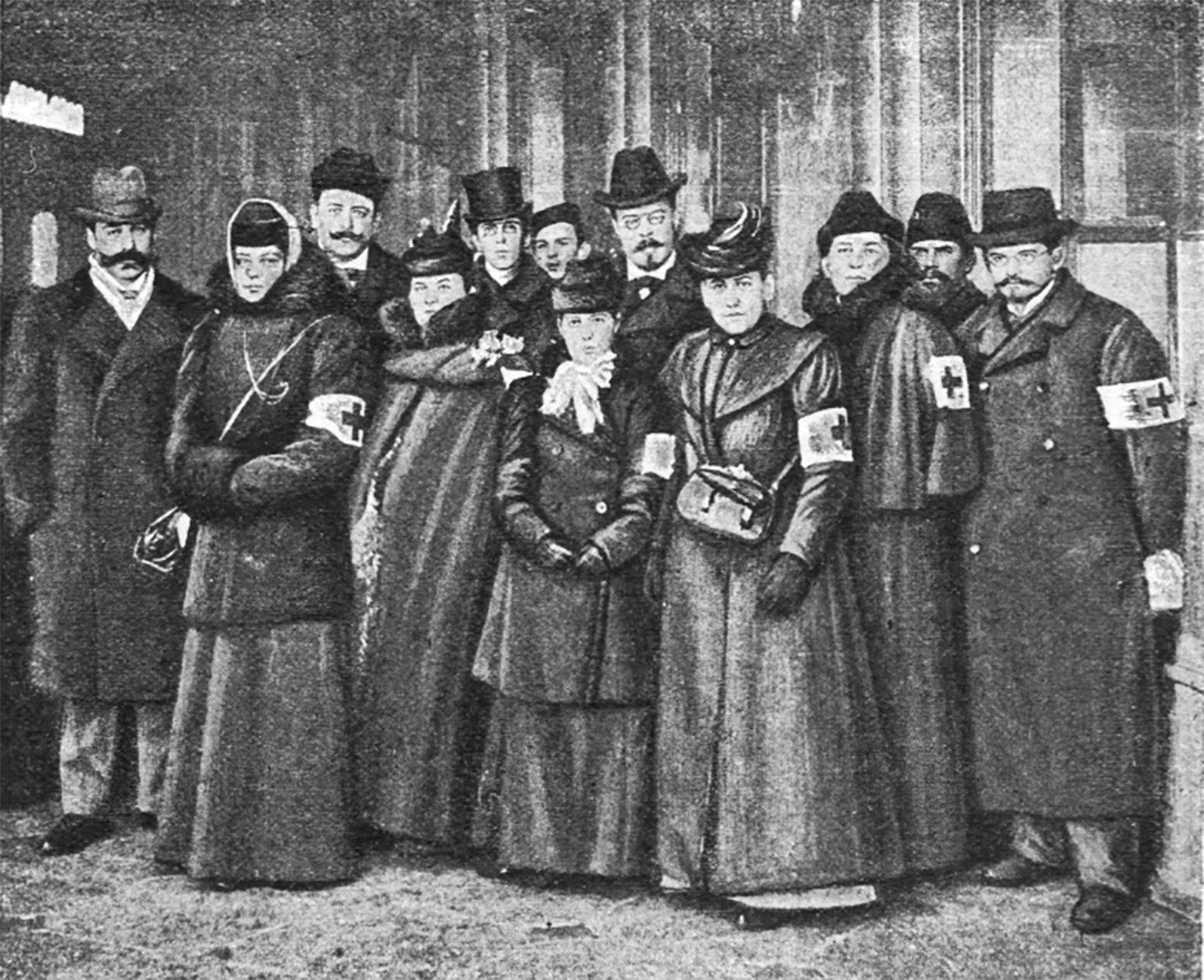Руско-холандски санитарен одред тргнува од Петербург во помош на Бурите. Варшавска железничка станица 1899 година.