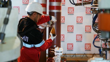 ЛУКОИЛ ја додели наградата ŠKODA KAROQ