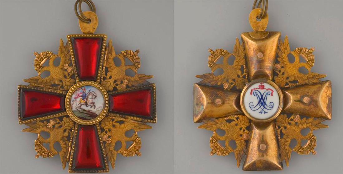 The Cross (Badge) of the Order of Saint Alexander Nevsky, front (L) and back (R)