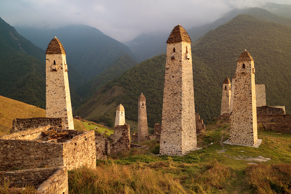 Ингушки резерват: Резерват се налази на планинама Северног Кавказа у долинама река Армхи, Аса, Фортанга у Џејрашком и Сунженском рејону, Ингушетија