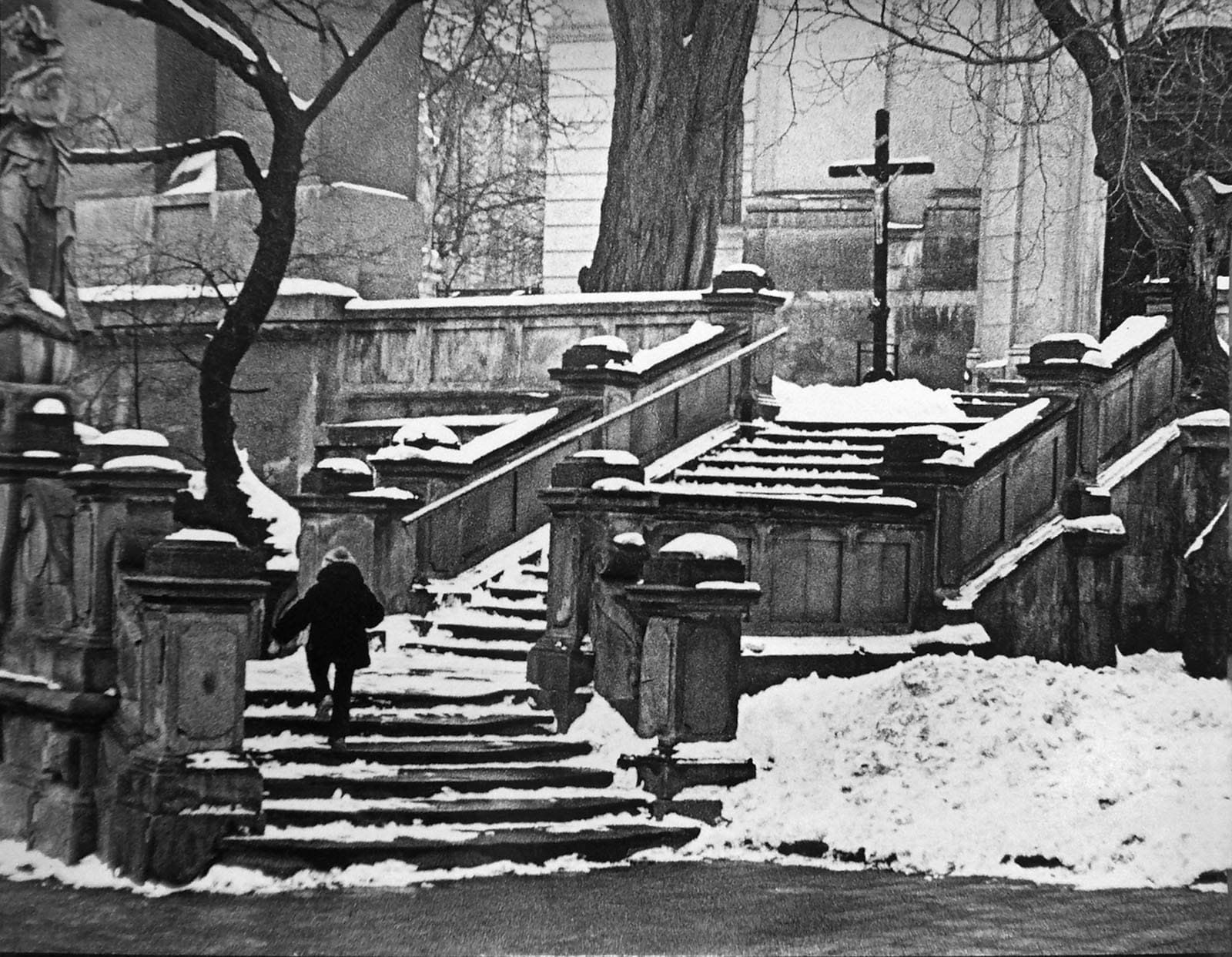 En montant les escaliers (Lvov, 1979)