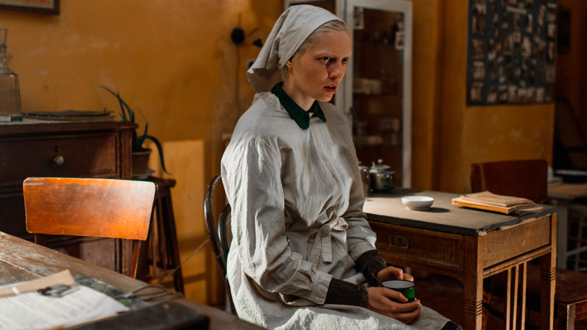 A still from the movie 'Beanpole'