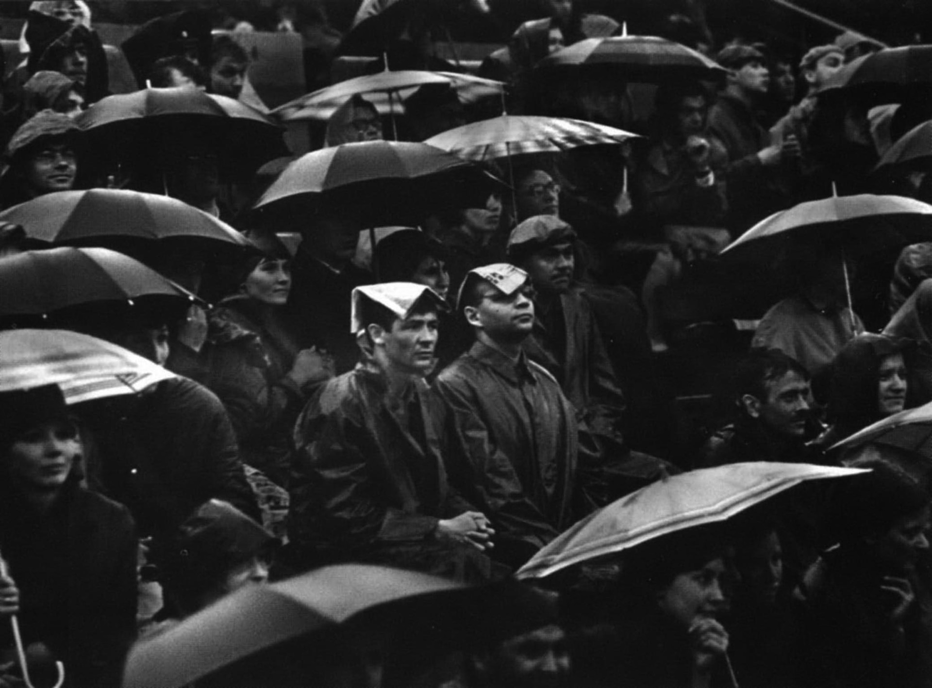 Fans (Dinamo-Stadium, Moskau, 1965)