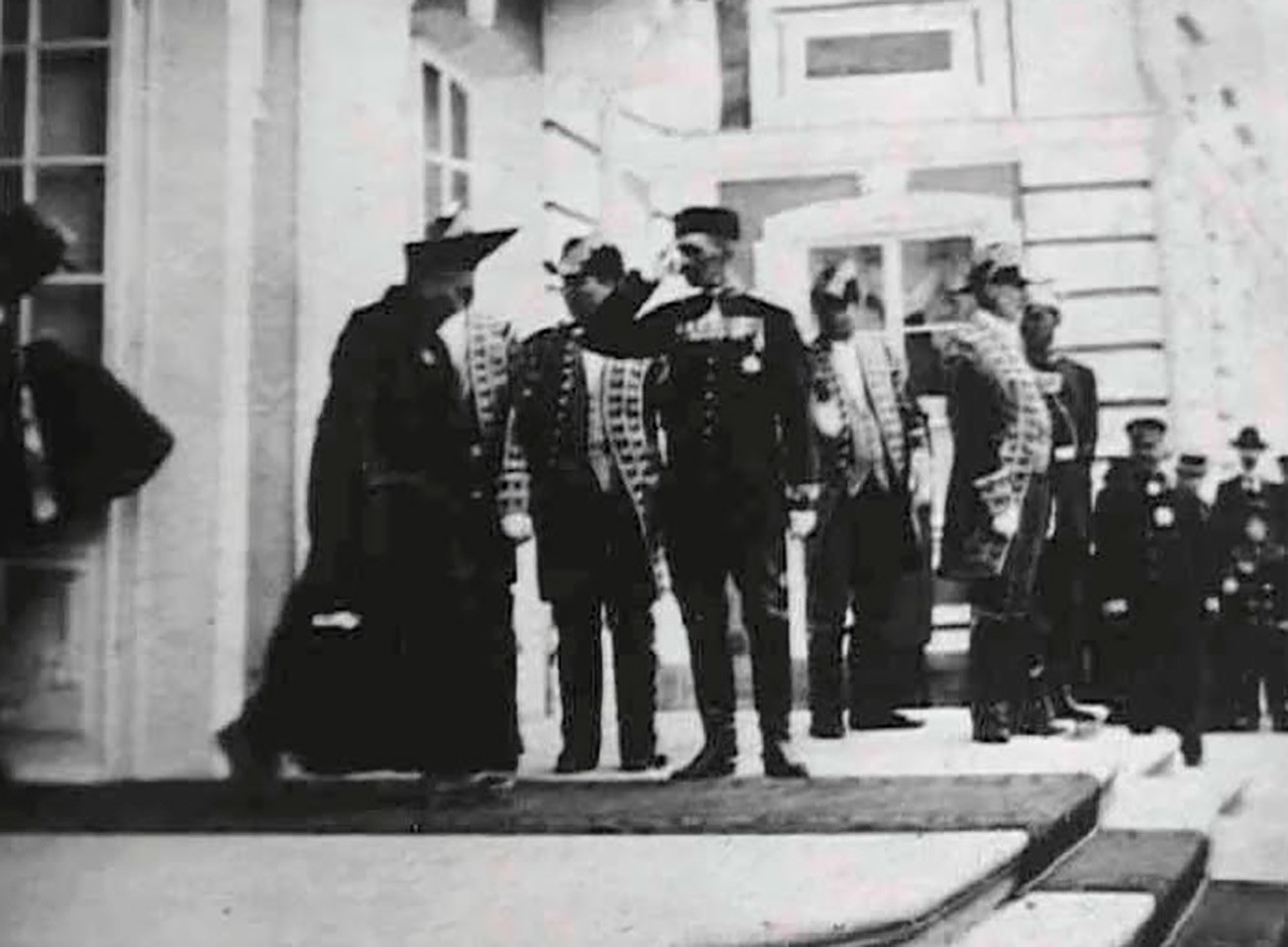 Agvan Dorzhiev coming out of the Great Palace in Peterhof after his audience with the tsar, 1901