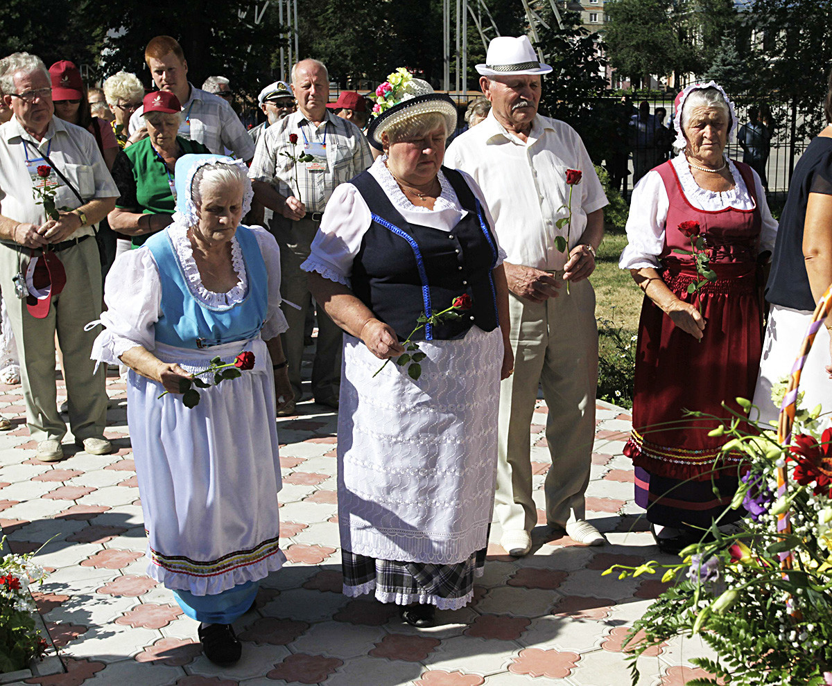 Прослава на 250-годишнината од Манифестот на императорката Екатерина Втора „За повикување странски доселеници“ и 90-годишнината на Државниот историски архив на Германците во Поволжје, во градот Енгелс, Русија, 19 јули 2013 година.