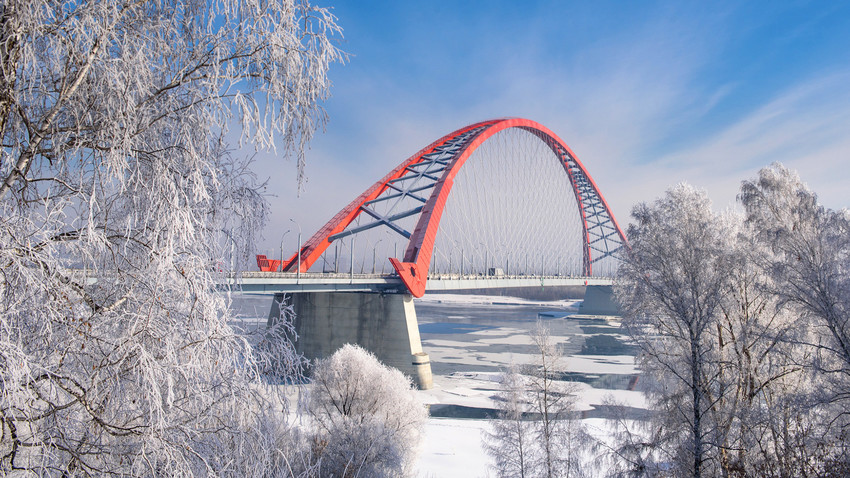 The bridge over the river Ob in Novosibirsk.