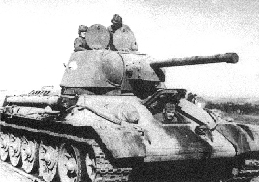 T-34 z dvojno loputo
