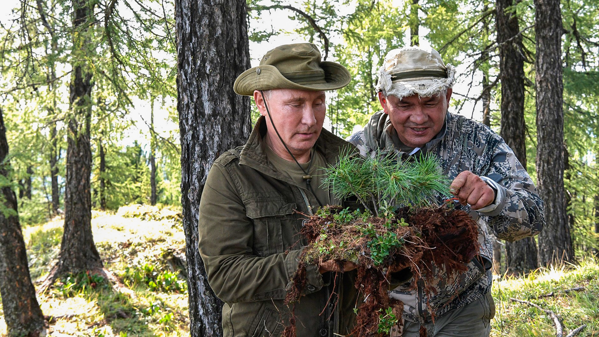 プーチン大統領とセルゲイ・ショイグ国防相がトゥヴァにて
