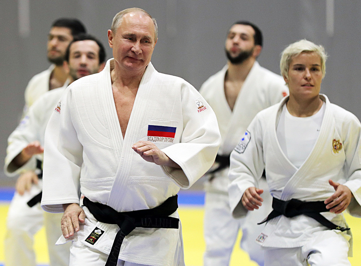 Владимир Путин на тренингу џудоа приликом посете спортском центру Југ-Спорт, 14. фебруар 2019.