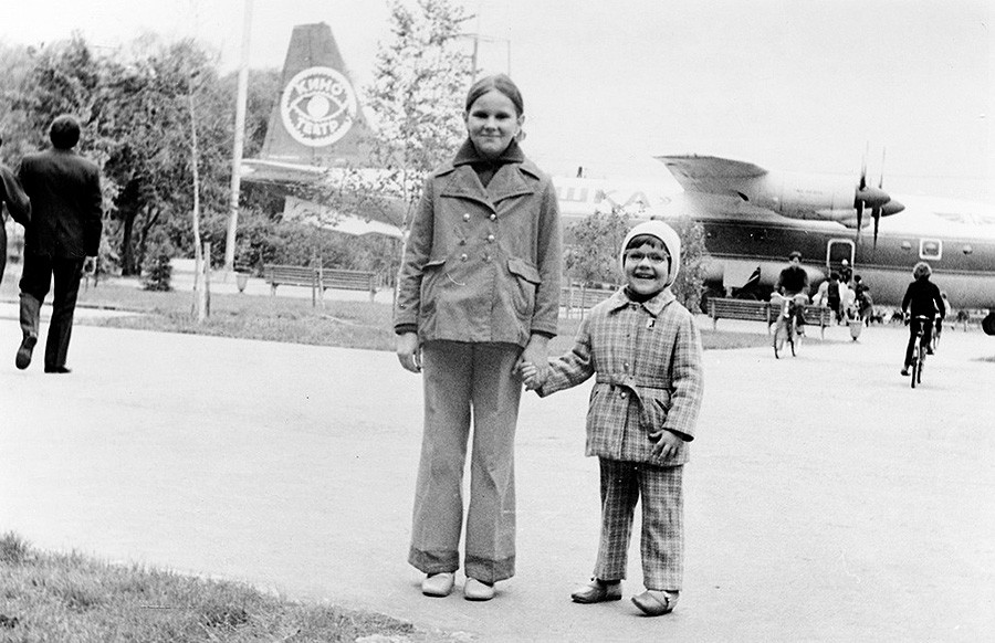 Un cinéma Antochka An-10 à Kouïbychev, 1978
