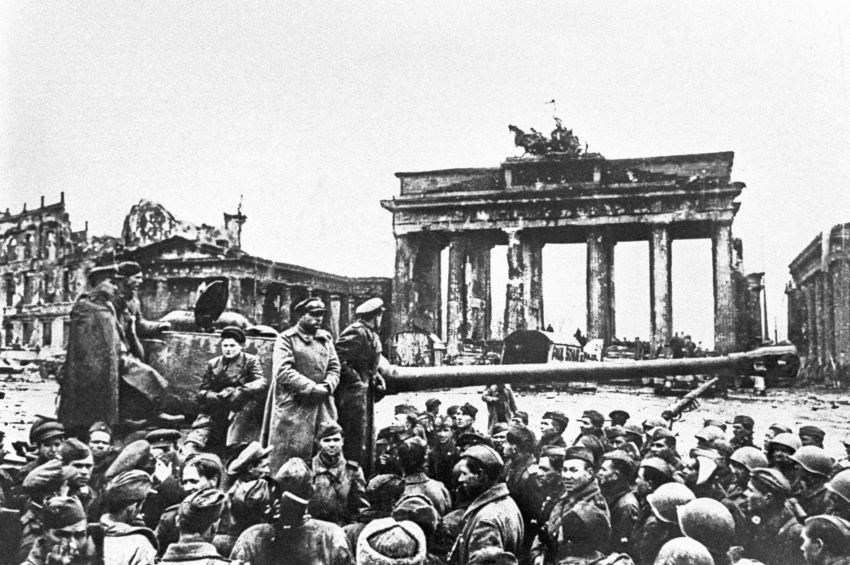 Las tropas soviéticas en Berlín en mayo de 1945.