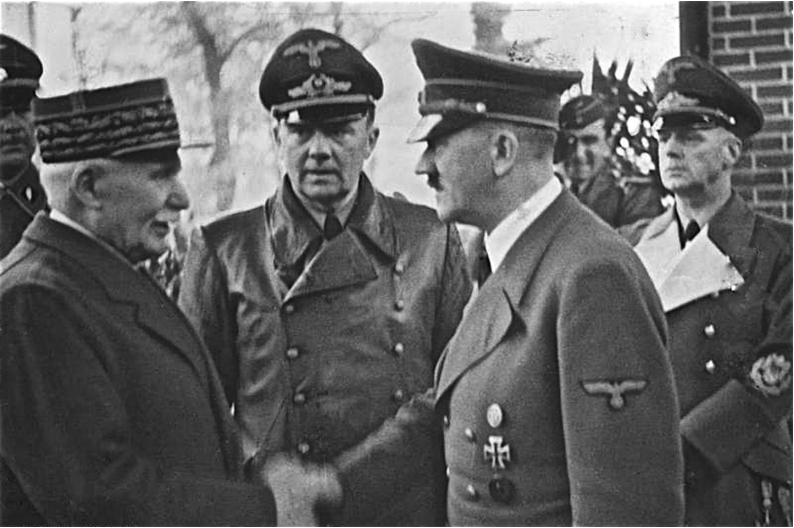 Predsednik vichyjevske Francije Philippe Petain in Adolf Hitler oktobra 1940