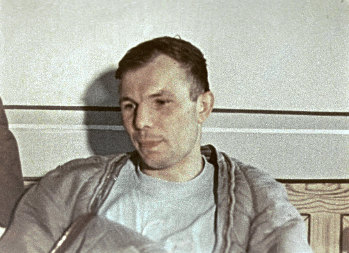 Heroj Sovjetskog Saveza, pilot-kozmonaut SSSR-a Jurij Gagarin nakon slijetanja svemirske letjelice 