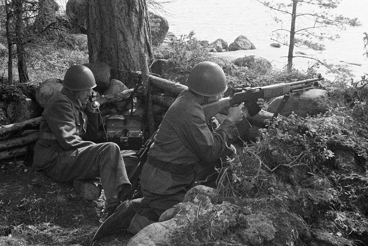 Солдаты Шведского добровольческого батальона на Ханко в июле 1941 года.