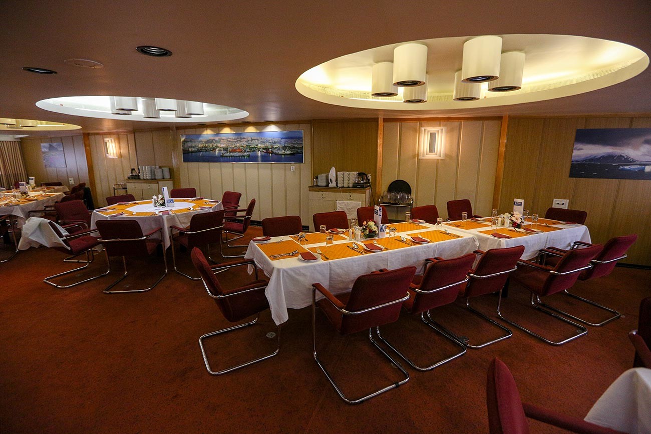 Ein Restaurant auf dem Atomeisbrecher „50 Let Pobedy”