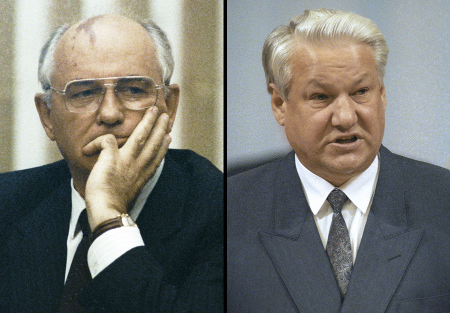 Mikhail Gorbachev (kiri) dan Boris Yeltsin.