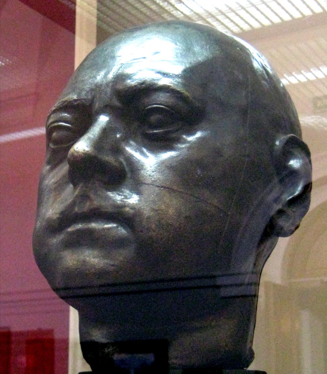 Posmrtna maska ruskog cara Petra Prvog.

