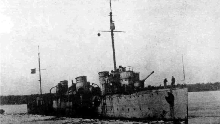 Разрушителят "Гавриил", април 1918 година