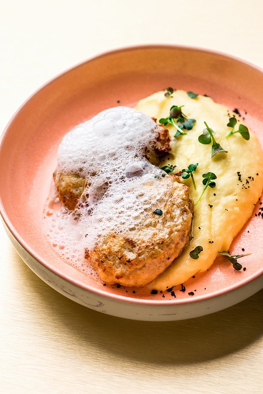 Chicken cutlets with mashed potatoes