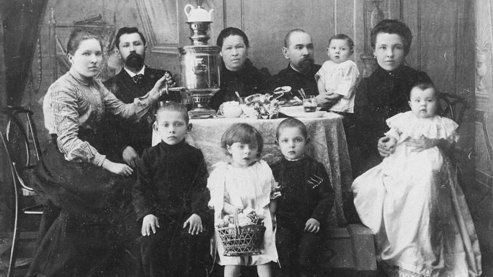 Famille de la petite bourgeoisie, années 1900