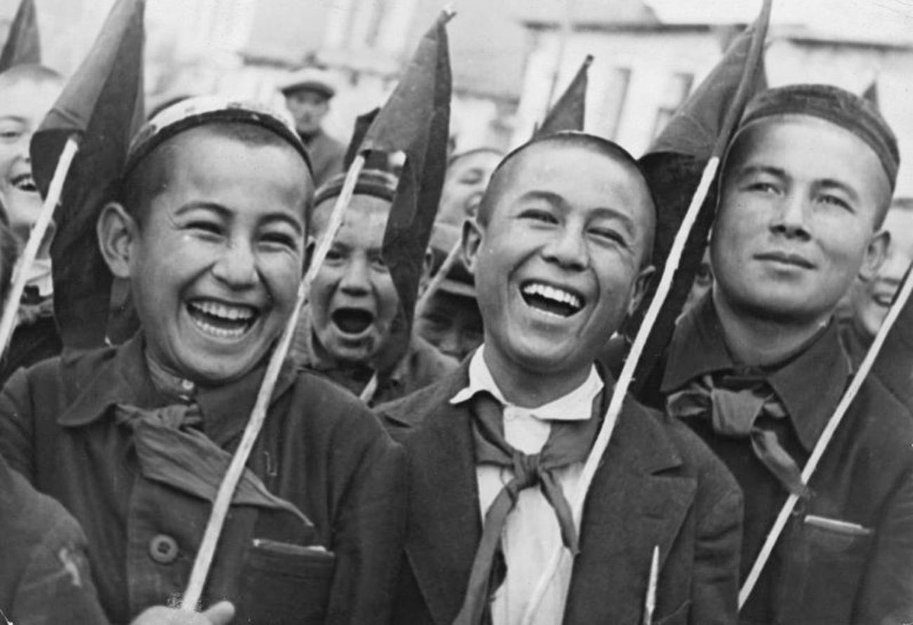 Pionniers, Ouzbékistan, années 1930
