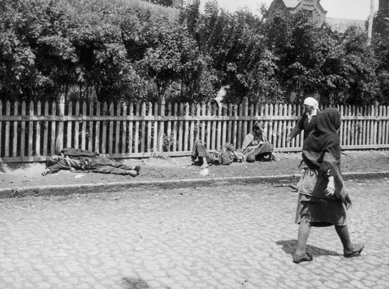 Гладуващи селяни на улица в Харков, 1933 г. -