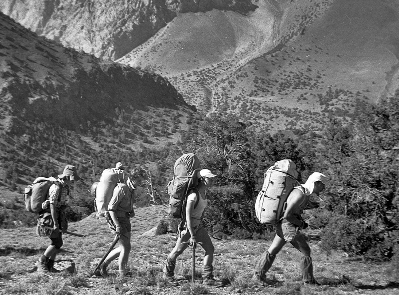パミール高原に来たソ連の登山家・ハイカー。タジク・ソビエト社会主義共和国。1986年9月3日-24日