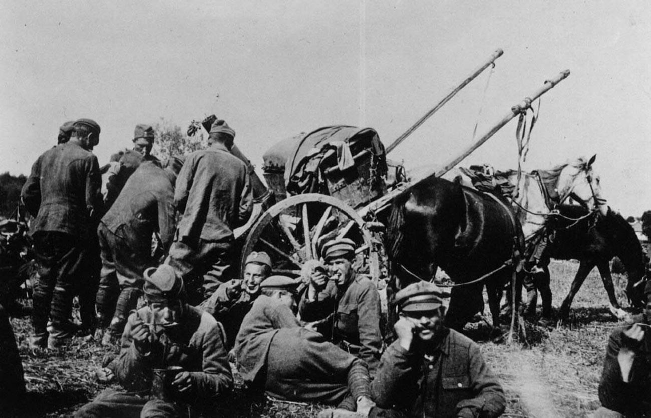 Polish troops during the defense of Warsaw.