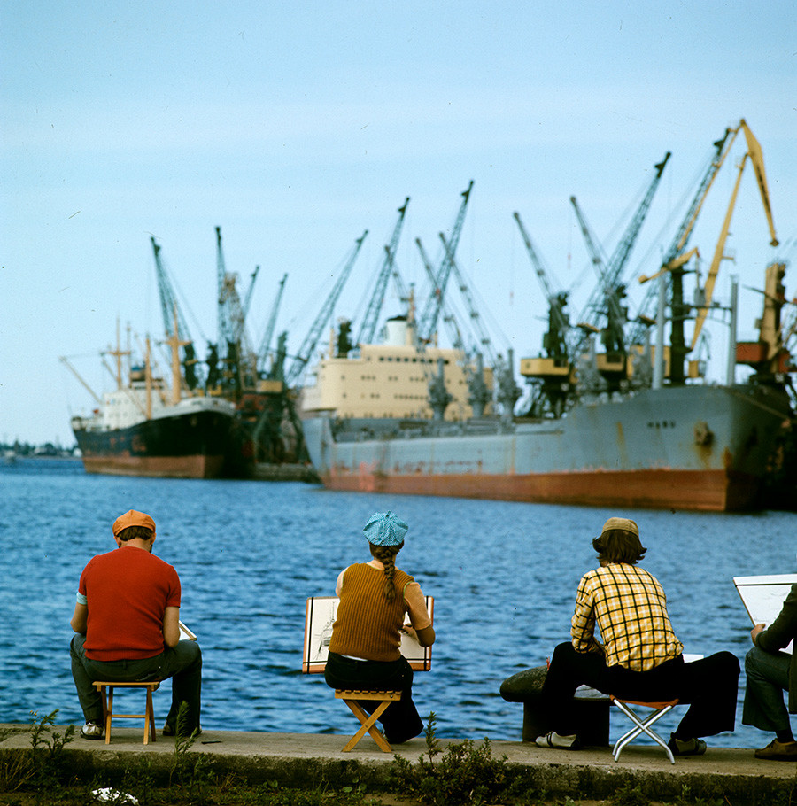 Artists doing sketches in Riga port, 1976.