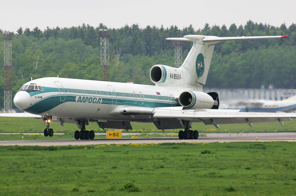 „Туполев“ Ту-154М на авионската компанија „Алроса“, претходно 
