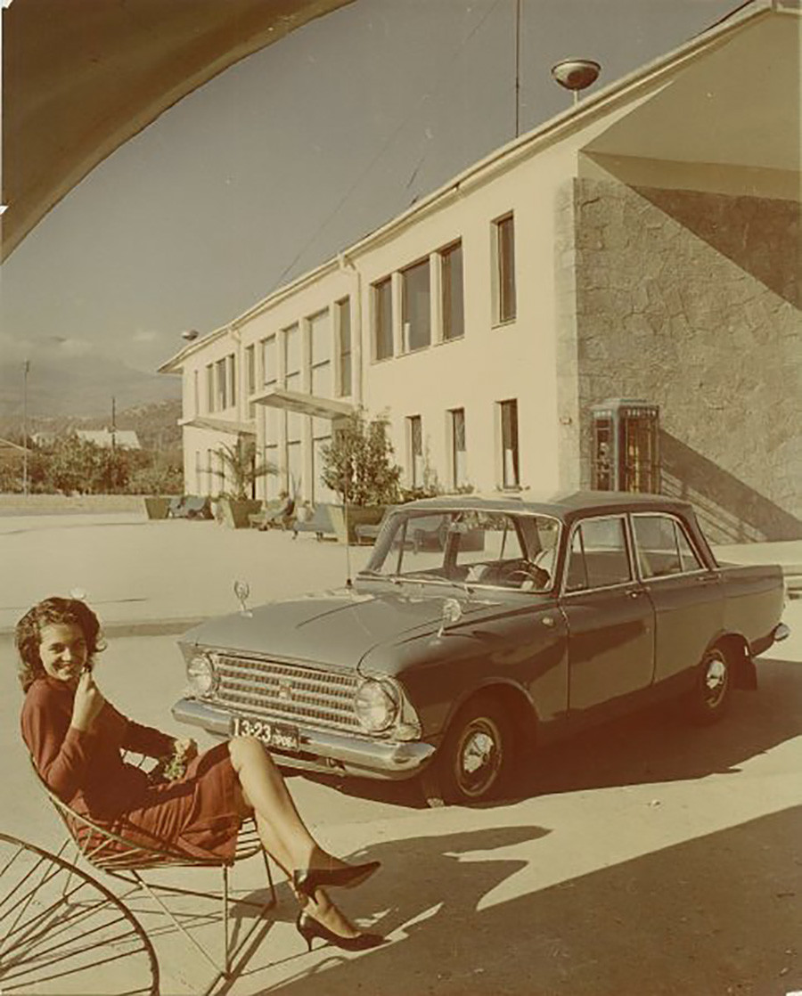 Реклама за аутомобил „Москвич”- 408, 1964. година