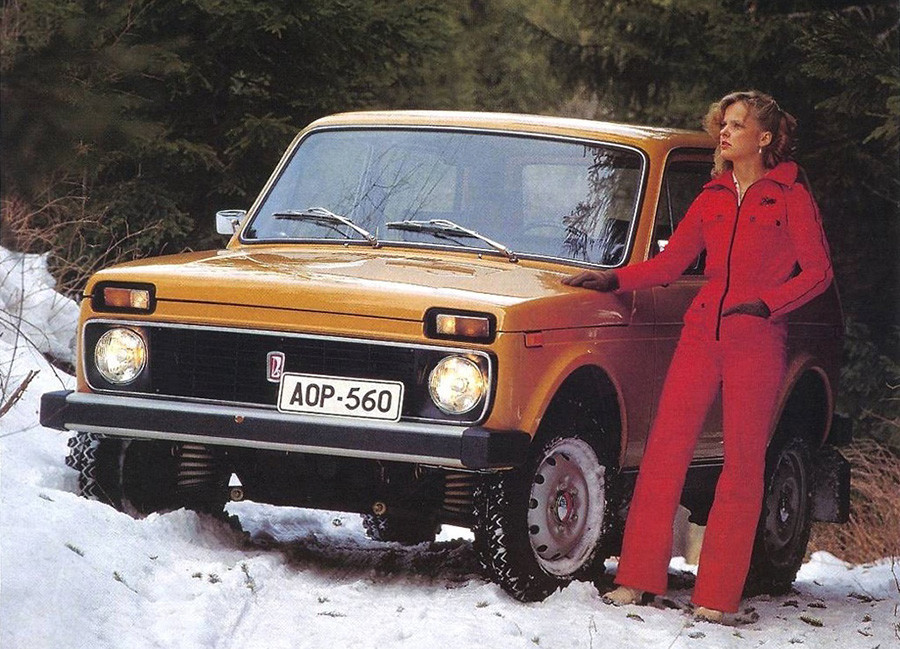 オフロードカーVAZ–2121、Lada 「Niva」の広告。現在も大人気の不滅の自動車