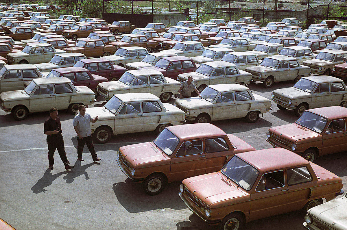 Saporoshez-Autos vom Automobilhersteller Saporoschje, 1970