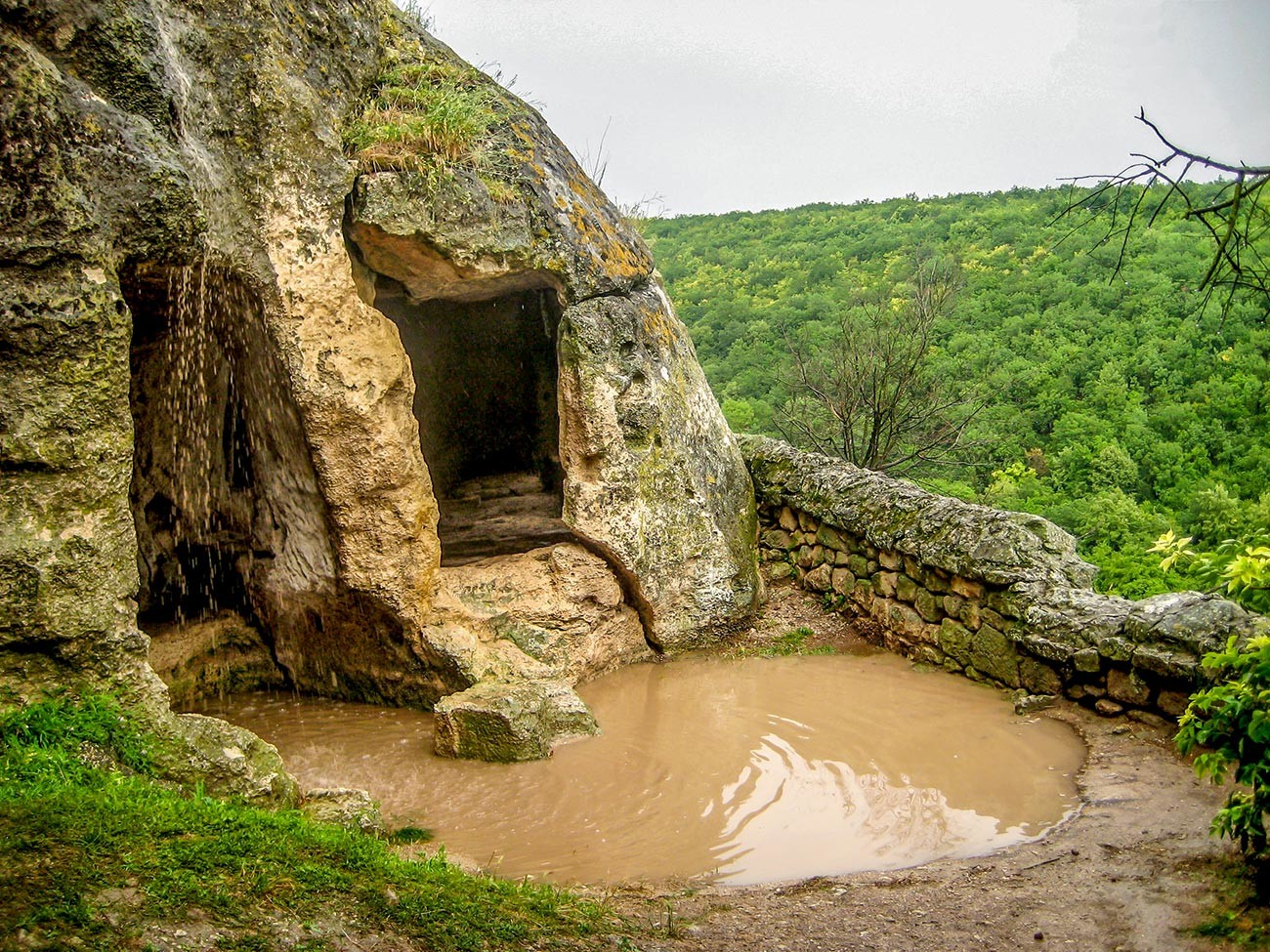 One of the caves of the city Chufut-Kale