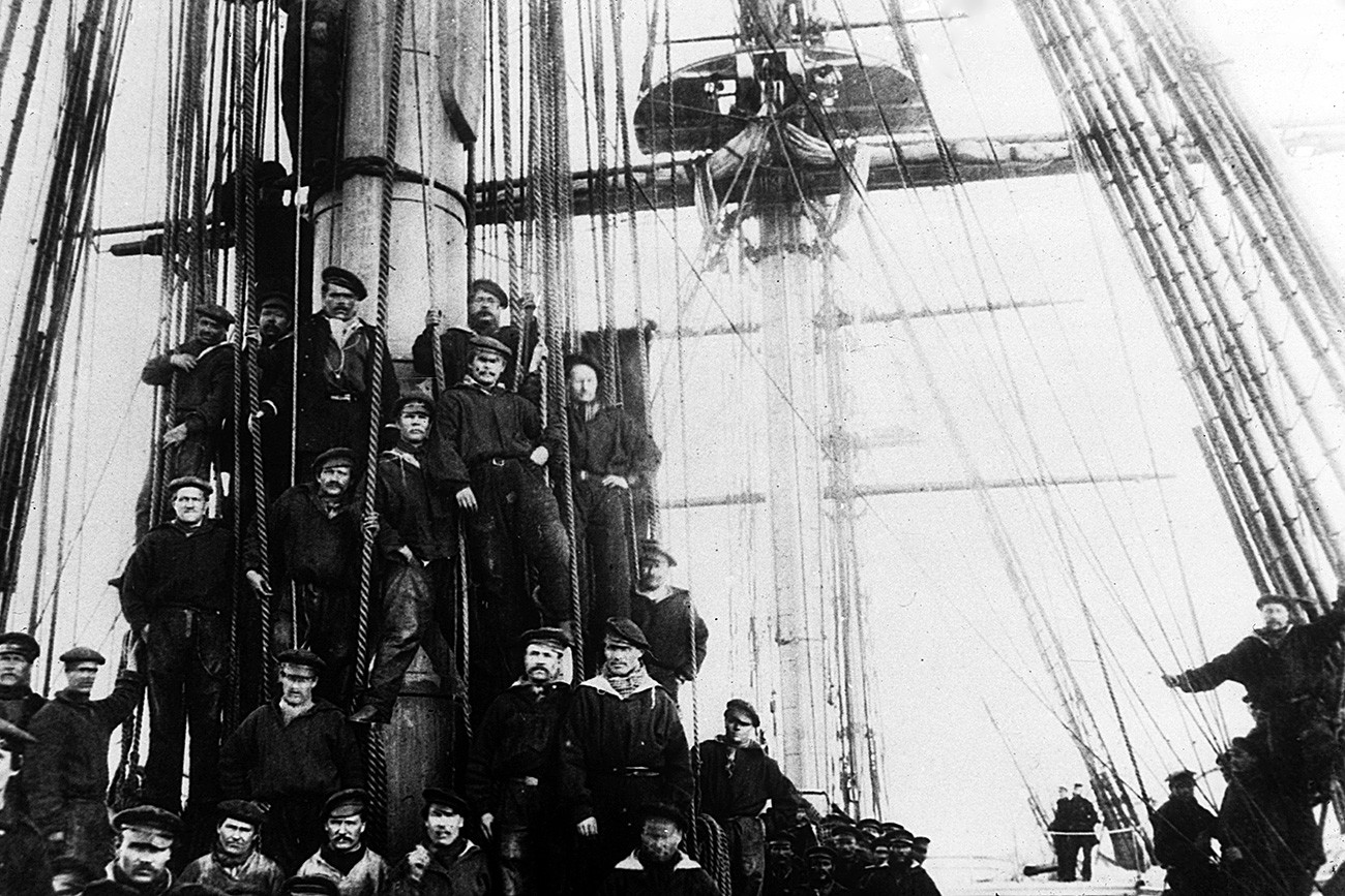 L'équipage de la frégate russe Osliaba à Alexandria, en Virginie, durant la guerre civile américainea, 1863
