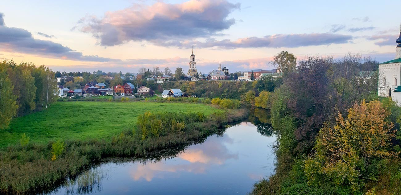 A cidade de Súzdal.
