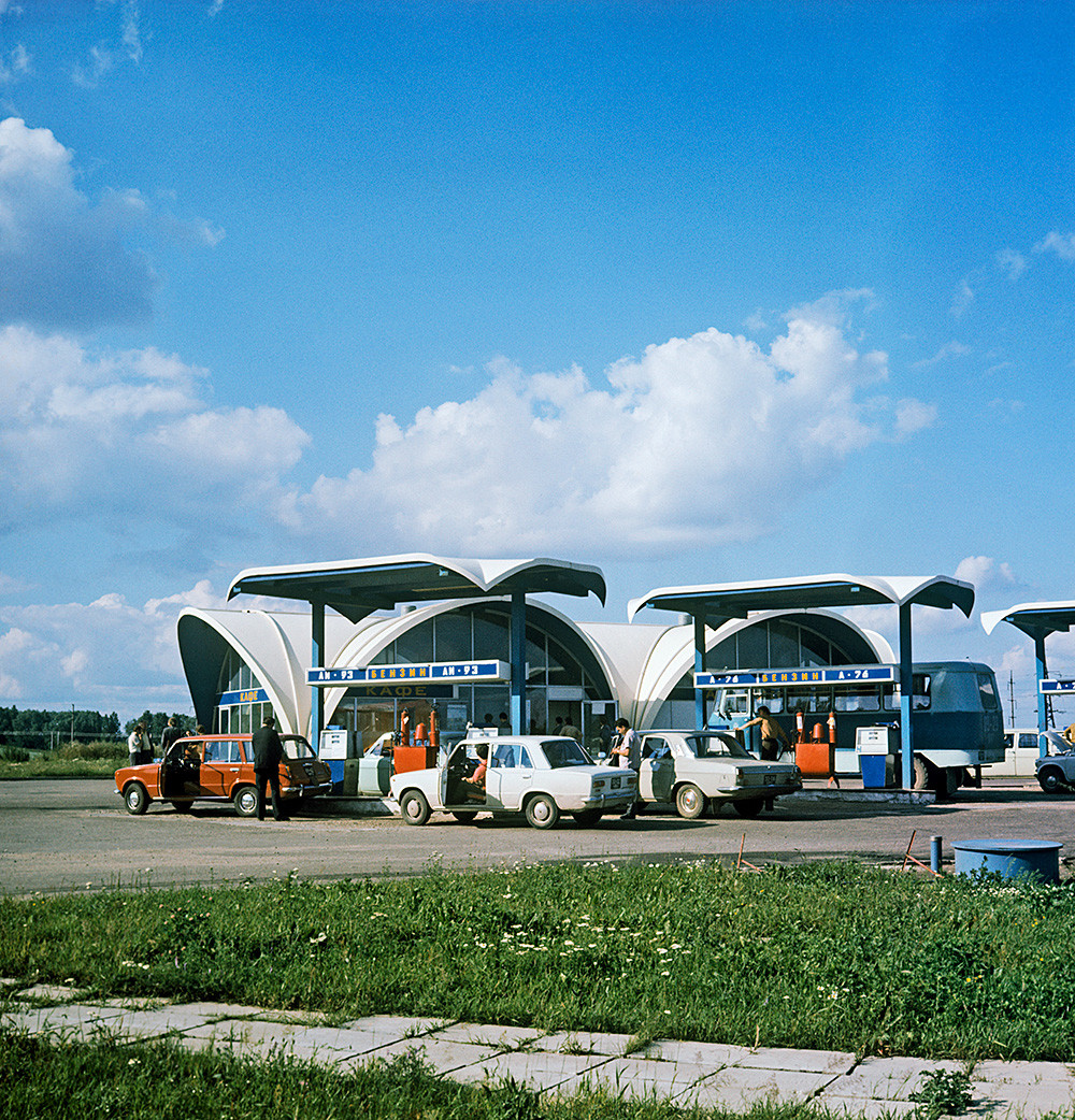 Бензинска пумпа у Минску, 1978.

