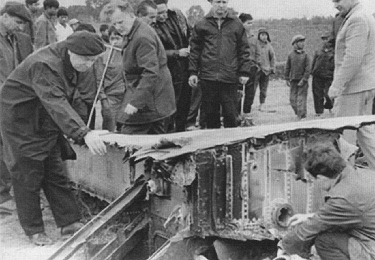 Soviet specialists examine the fragments of the B-52 Stratofortress near Hanoi, 1972.