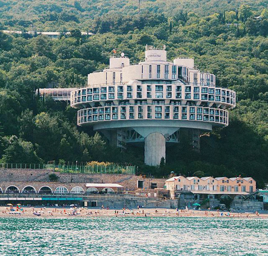Rusia, Yalta, Salón del Centro de Vacaciones Druzhba.
