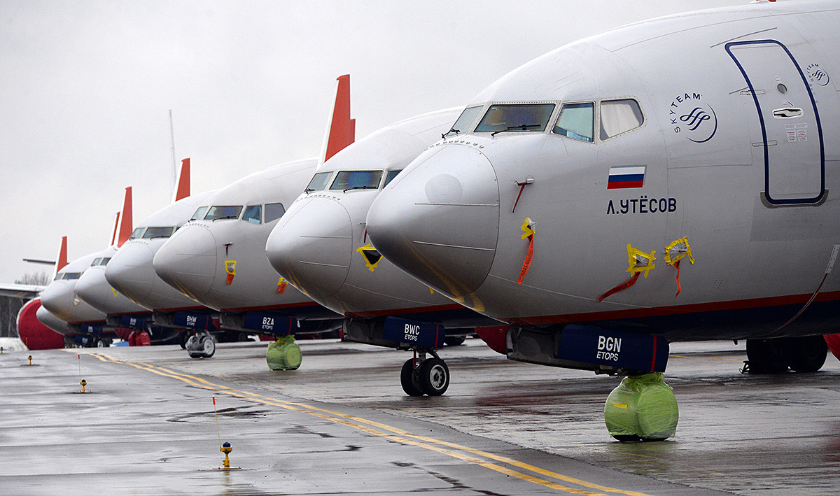 Aeroflot passenger planes Boeing 737-800 at the Parking lot at Krasnoyarsk airport