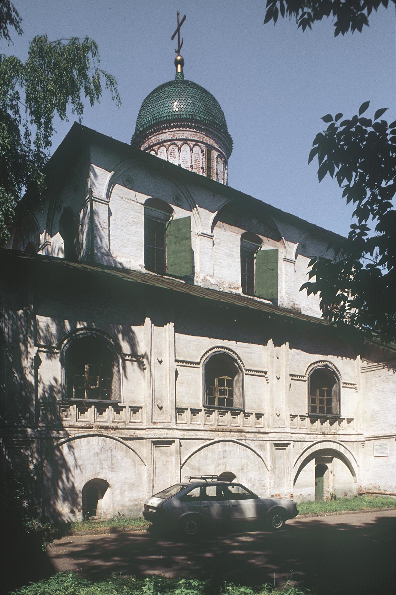 Church of St. Nicholas Nadein. South facade. July 28, 1998