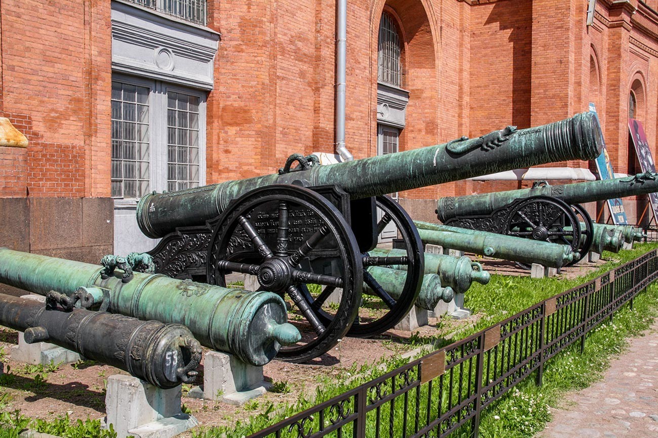 Canhão projetado em 1590 por Andrei Tchokhov, graças aos ensinamentos de armeiros italianos