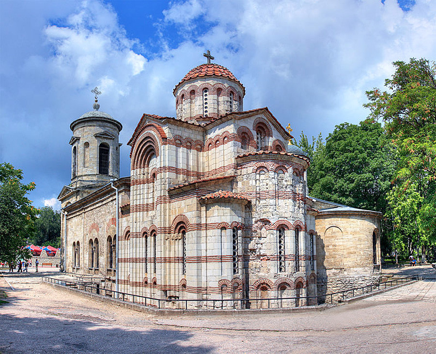 Katedral Santo Yohanes sang Pembaptis