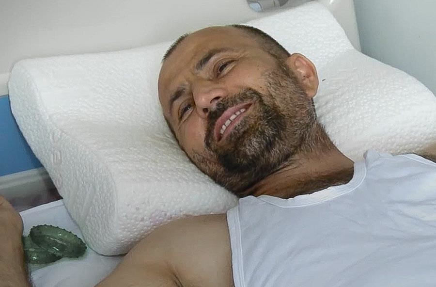 Salaud Akhmatov in the hospital, a month after the incident