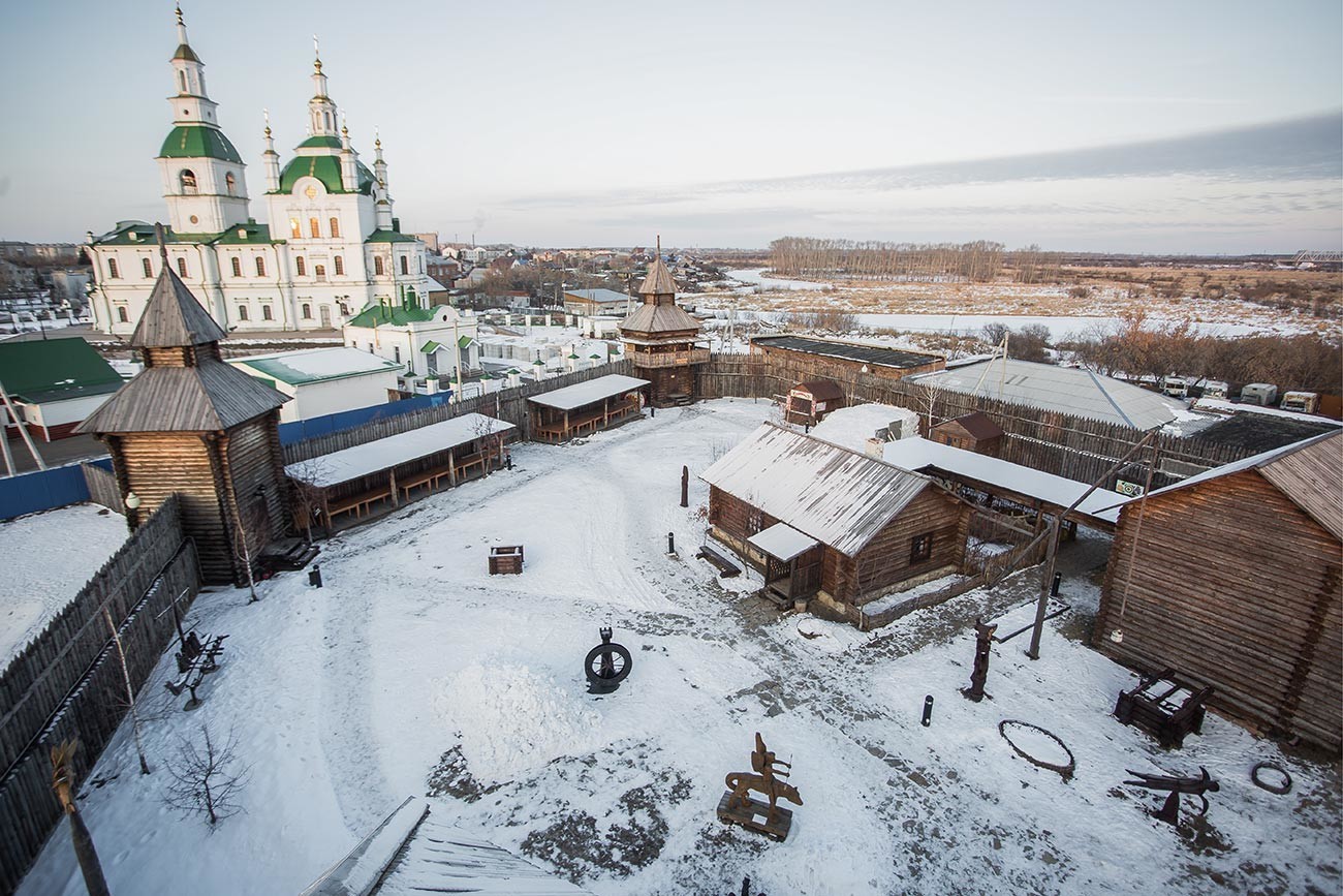 Jalutorovski ostrog, Tjumenska regija, Rusija - ena od najstarejših preživelih sibirskih kozaških trdnjav