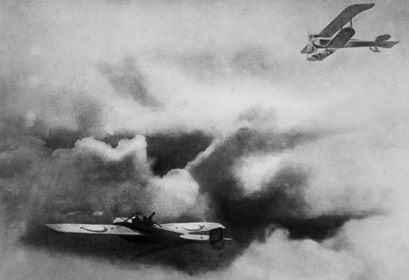 Pertempuran udara antara pesawat Rusia dan Austria.