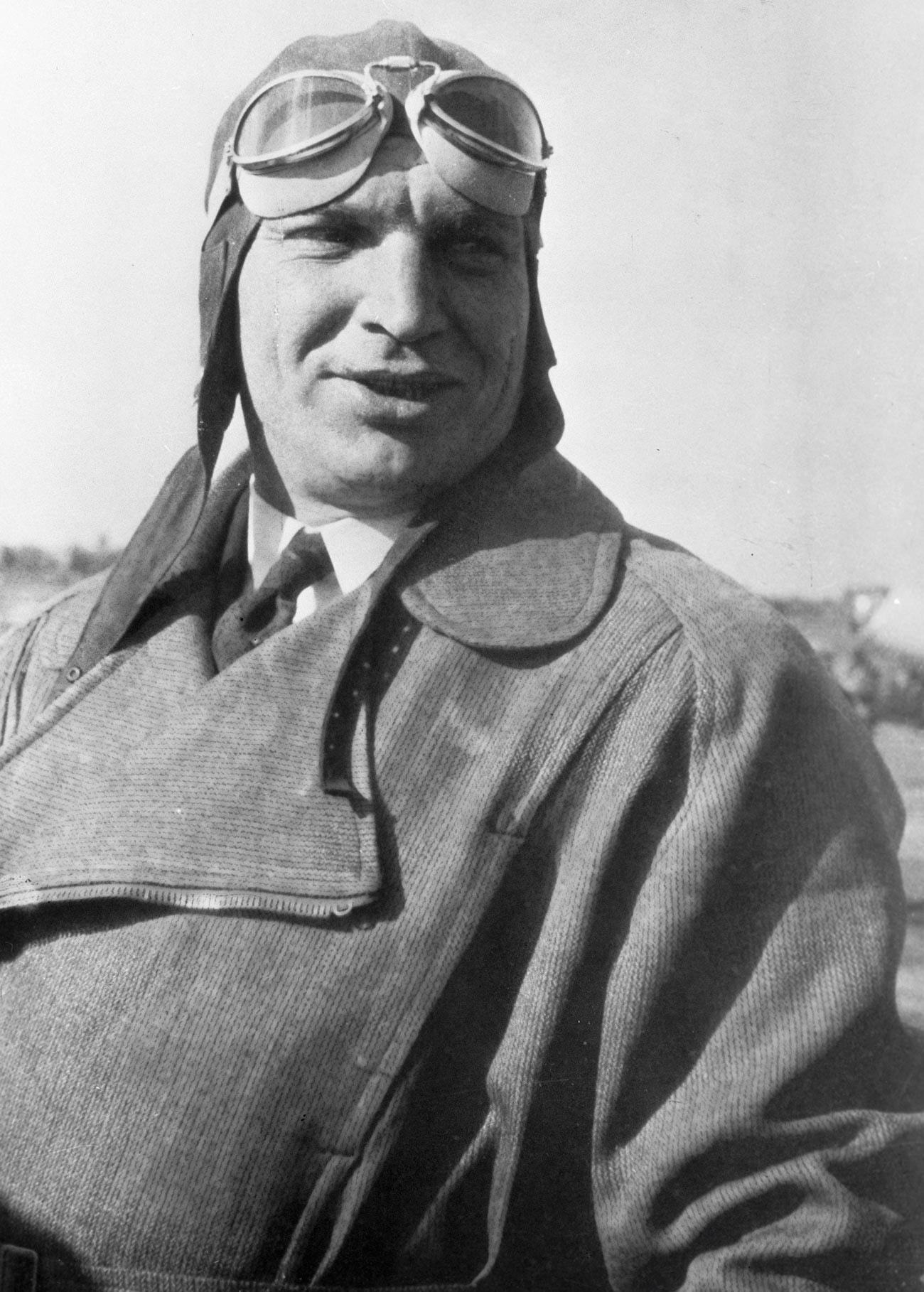 Пробни пилот Валериј Чкалов (1904-1938), Херој Совјетског Савеза. Погинуо 15. децембра 1938. године за време првог пробног лета у новом ловцу И-180.
